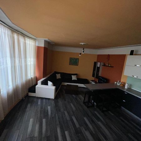 Moonshine Apartament تيرانا المظهر الخارجي الصورة