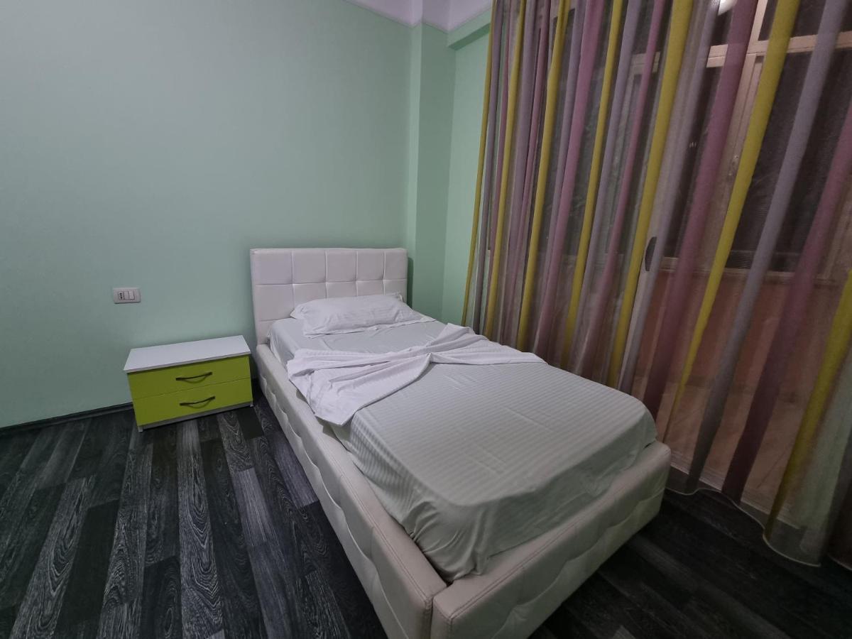 Moonshine Apartament تيرانا المظهر الخارجي الصورة