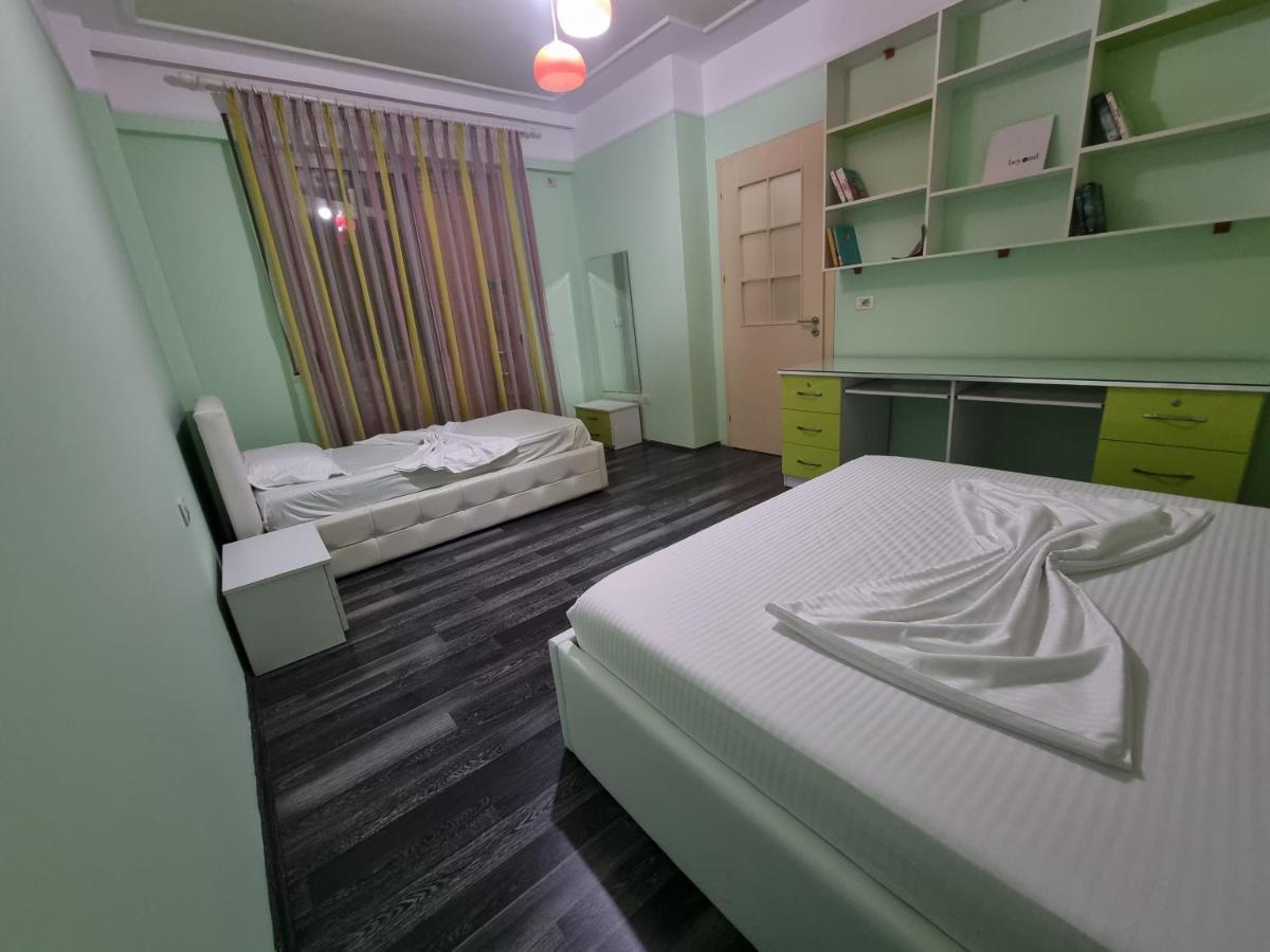 Moonshine Apartament تيرانا المظهر الخارجي الصورة