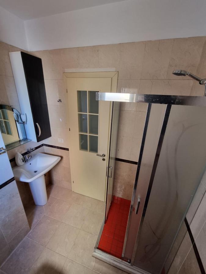 Moonshine Apartament تيرانا المظهر الخارجي الصورة