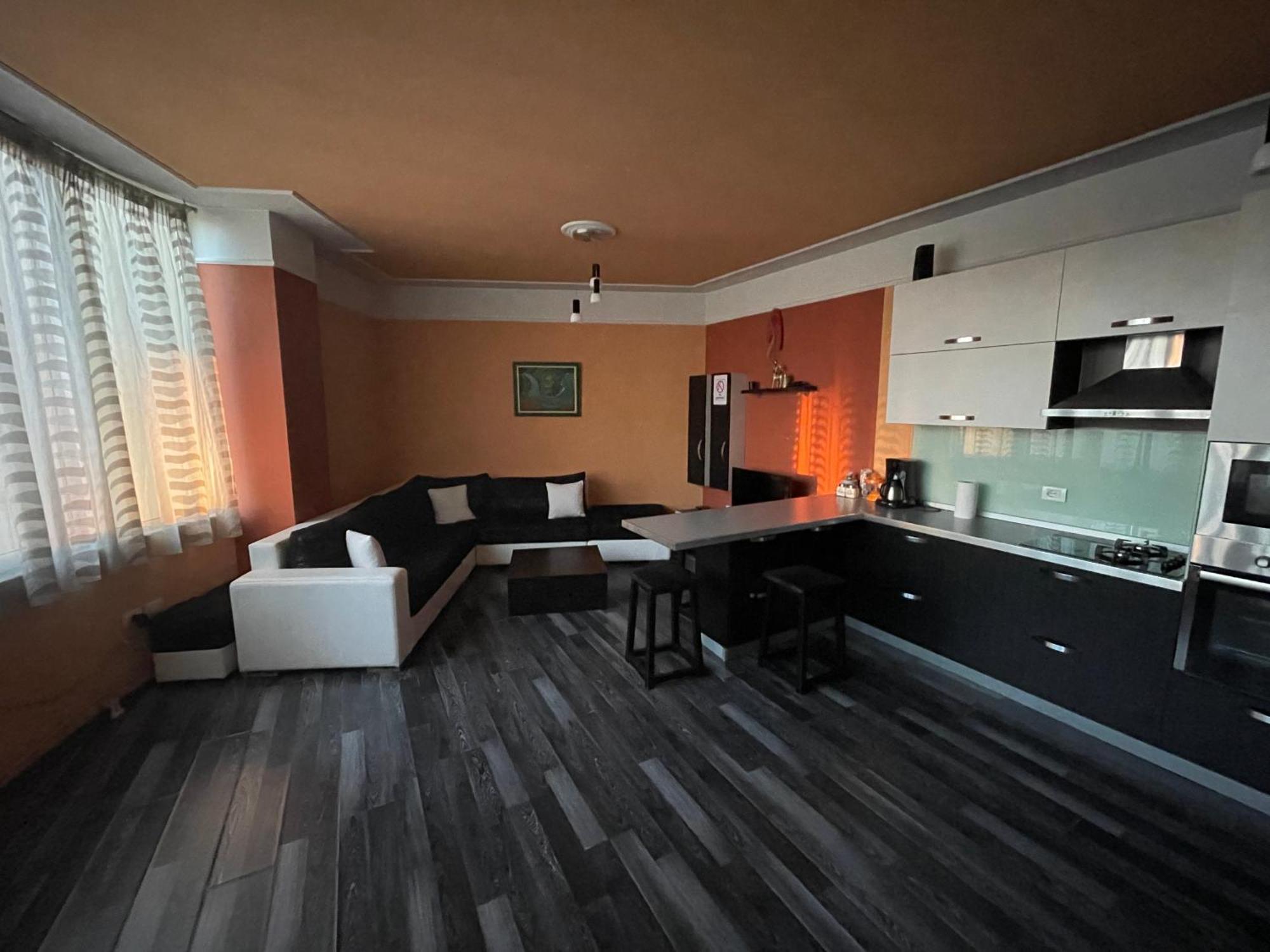 Moonshine Apartament تيرانا المظهر الخارجي الصورة